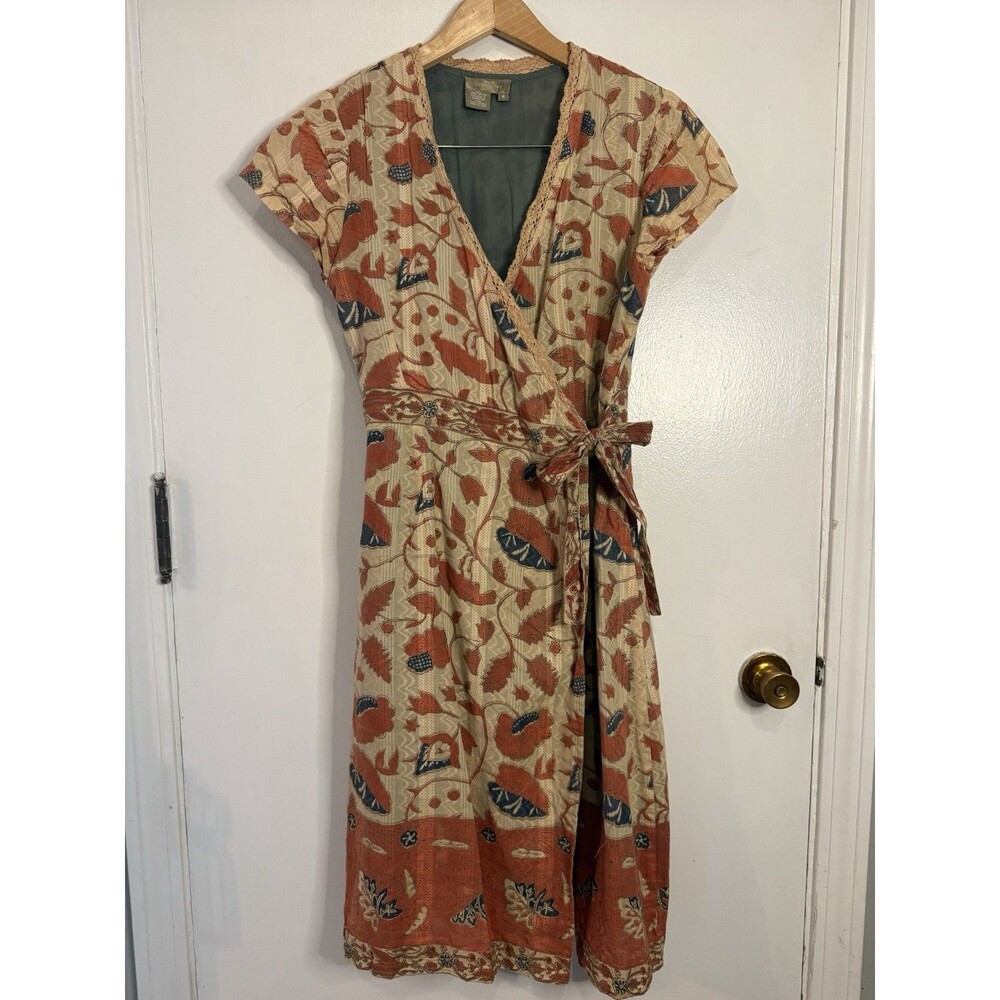The Territory Ahead Women’s 6 Wrap Dress Leaf Print Short Sleeve Knee Length
